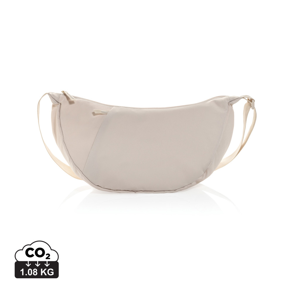 Crescent XL AWARE™ RPET halve maan sling bag