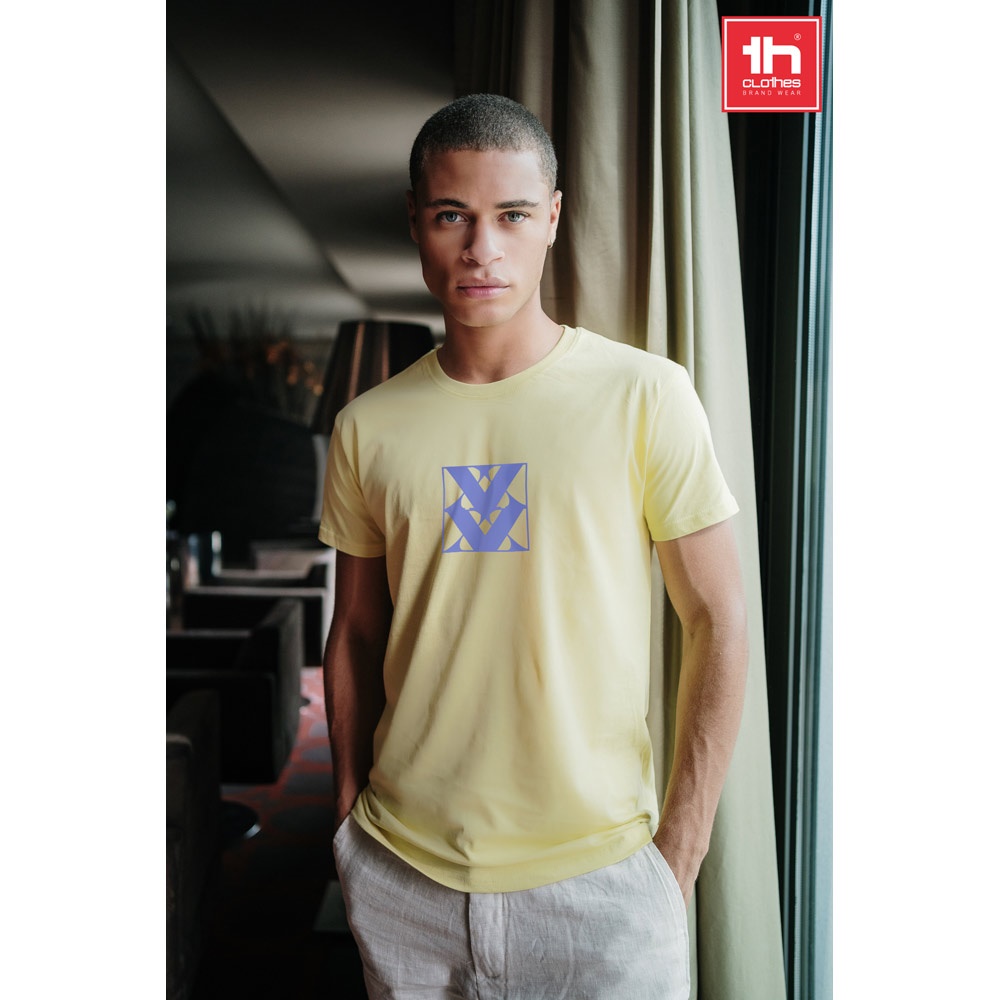 THC LUANDA. Heren-T-shirt in tubekatoen