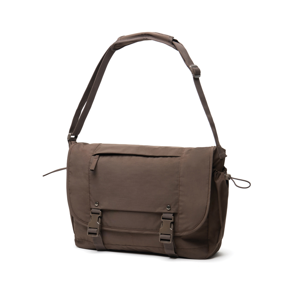 KENTO URBAN RCS recycled nylon 15.6 inch Messenger