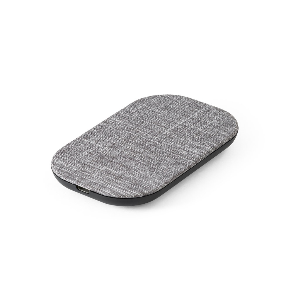 RENEWAL CHARGER. Snelle 10W draadloze oplader in gerecycled PET (100% rPET)
